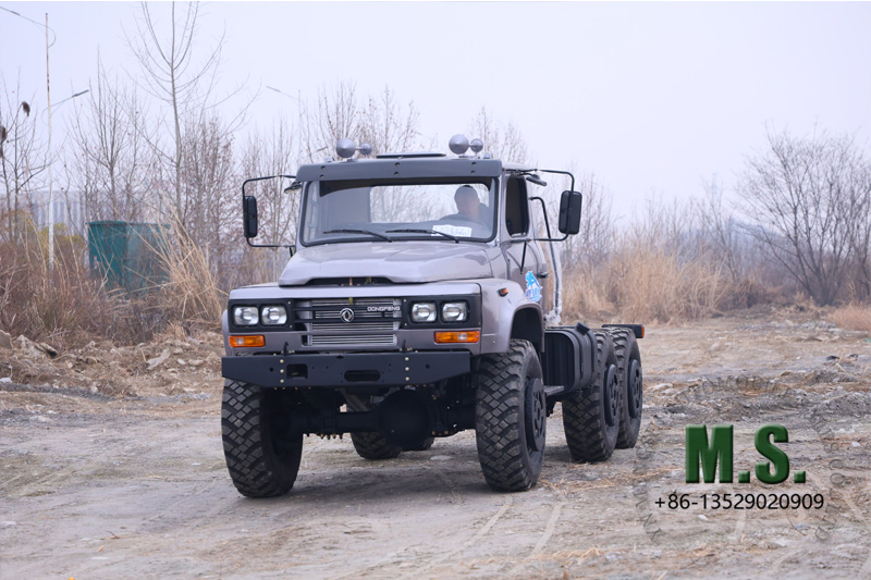 คุ้มค่าทนทานรถบรรทุกห้องโดยสารยางเดี่ยว 6x6 ทนทานการทดสอบออฟโรด