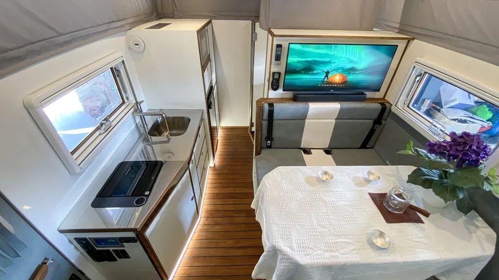 4x4 off-road mengshi expedition version พร้อมอุปกรณ์สื่อหลาย