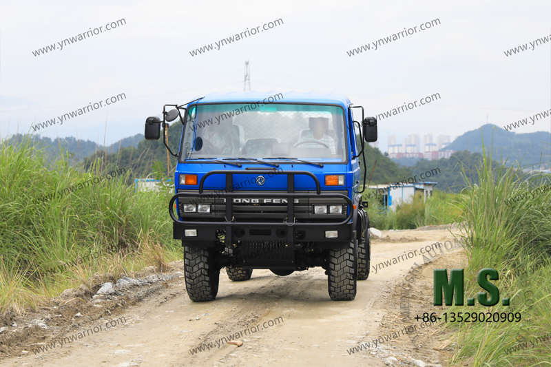 Dongfeng แชสซีของผู้ให้บริการกองทหาร