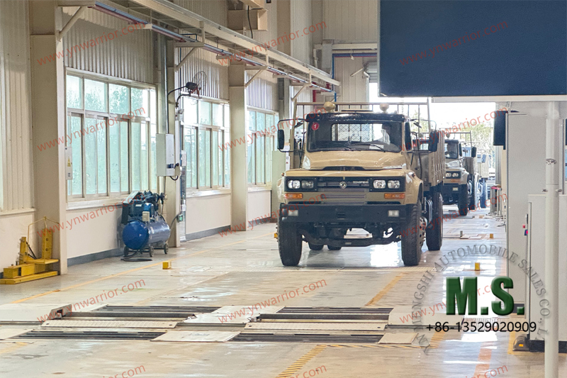 Dongfeng ยางคู่หลังรถบรรทุก 4x4_ การตรวจสอบครั้งล่าสุด