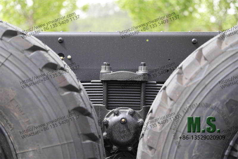 Dongfeng 6x6 คู่รถบรรทุกแถวสองแถว 