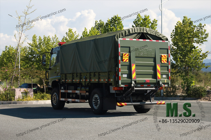 Dongfeng 4x4 กองกำลังผู้ให้บริการรถบรรทุกโดยตรงผู้ผลิตรถบรรทุก 