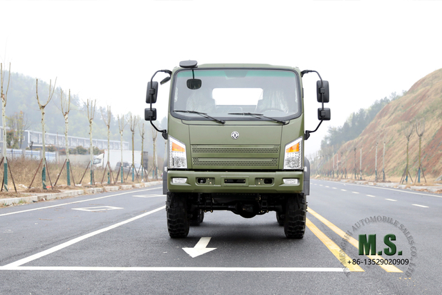 หัวแบน 2082 หกไดรฟ์รถบรรทุกออฟโรด _ Bobcat รถขนบุคคลกึ่งดีเซลกึ่งดีเซลสองตัน _ ยานพาหนะขนส่งทางถนน 6 * 6 ที่ปรับปรุงแล้ว