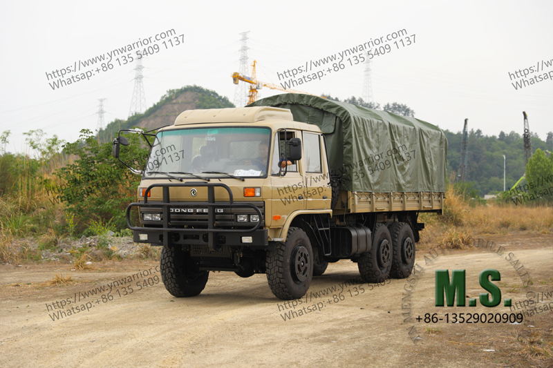 Dongfeng 6x6 รถบรรทุกรถบรรทุกรถบรรทุกในการเคลื่อนที่นอกถนน 