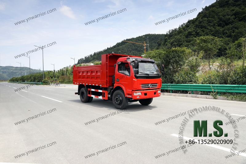 Dongfeng 4x2 รถดั๊มพ์ขนาดเล็ก 