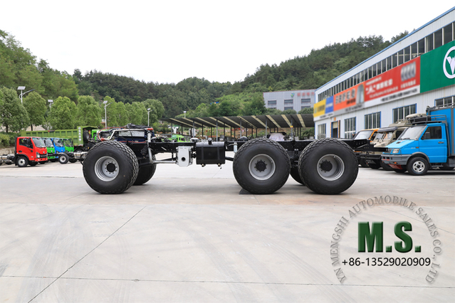 กำลัง 375 แรงม้า น้ำหนักรวม 30 ตัน 6x6 เรือลาดตระเวนทะเลทรายขนาดใหญ่ รถบัสนำเที่ยวชมวิว_แชสซีแบบหมุน_เกียร์แบบเฮลิคอล ล็อคเฟืองท้าย ตัวลดแรงถู ยางทะเลทราย_ ผู้ผลิตโดยตรง