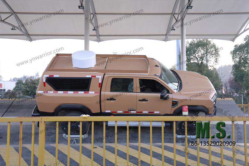 ของจีน 4x4 ระดับไฮเอนด์ ยูโร-6 ปีกนกคู่อิสระ ช่วงล่างกระบะด้านข้าง ถือการทดสอบความสามารถ 