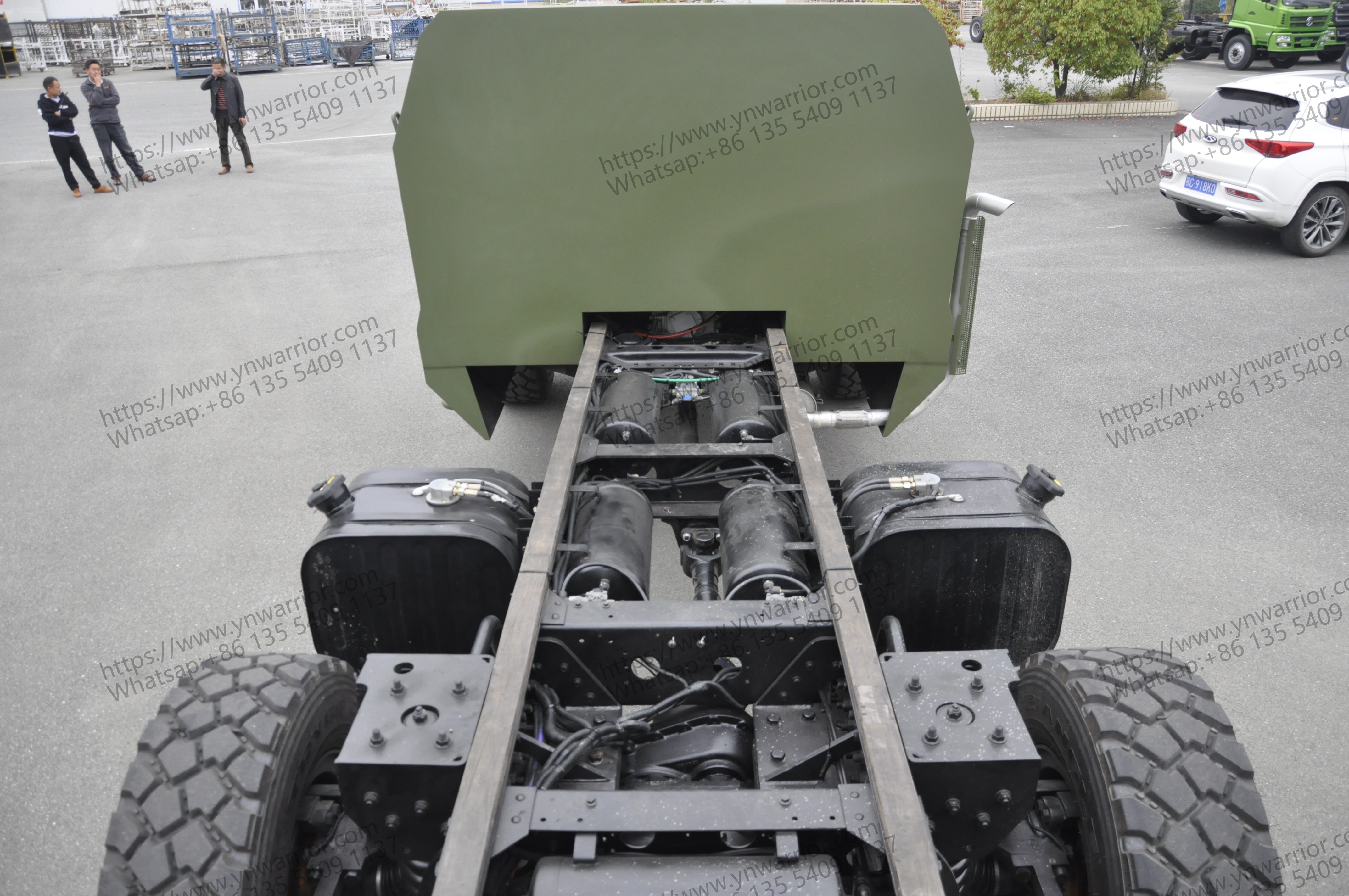 มองด้านหลัง 6x6 