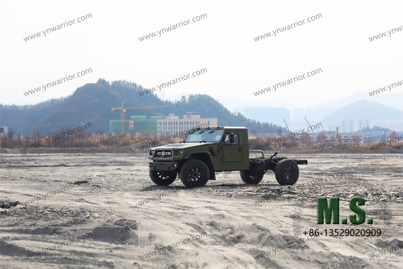 Dongfeng แชสซีออฟโรด Mengshi 4x4 พร้อมห้องโดยสารมาตรฐานทางทหาร 