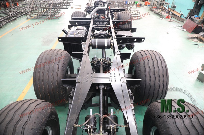 ผู้ผลิตแชสซีกลิ้งขนาดใหญ่ออฟโรด 6x6 โดยตรง 6x6 แชสซี 