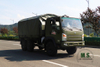 Dongfeng EQ2082 Flathead Army Green พร้อมผ้าใบกันน้ำ_Dongfeng 6*6 รถบรรทุกขนส่งนอกถนนส่งออก