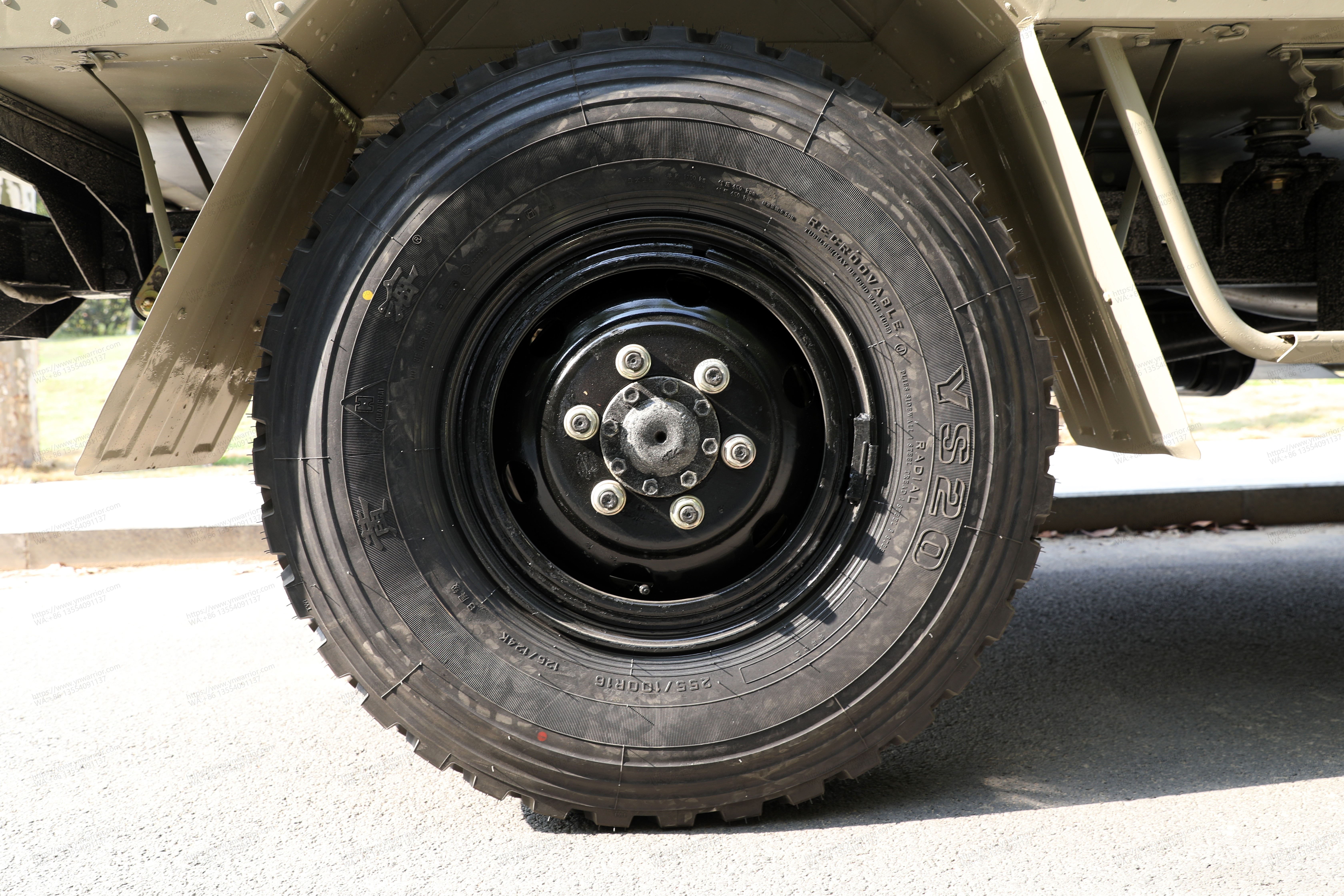 จีน 4x4 ออฟโรด IVECO RV Tire 