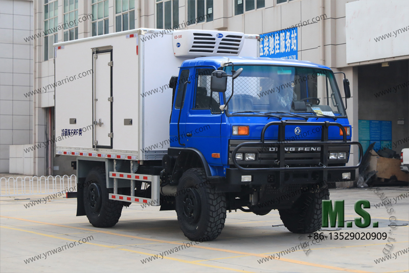 บรรทุก DONGFENG 4X4 ตู้เย็นรถบรรทุก 7 ตันน้ำหนัก 