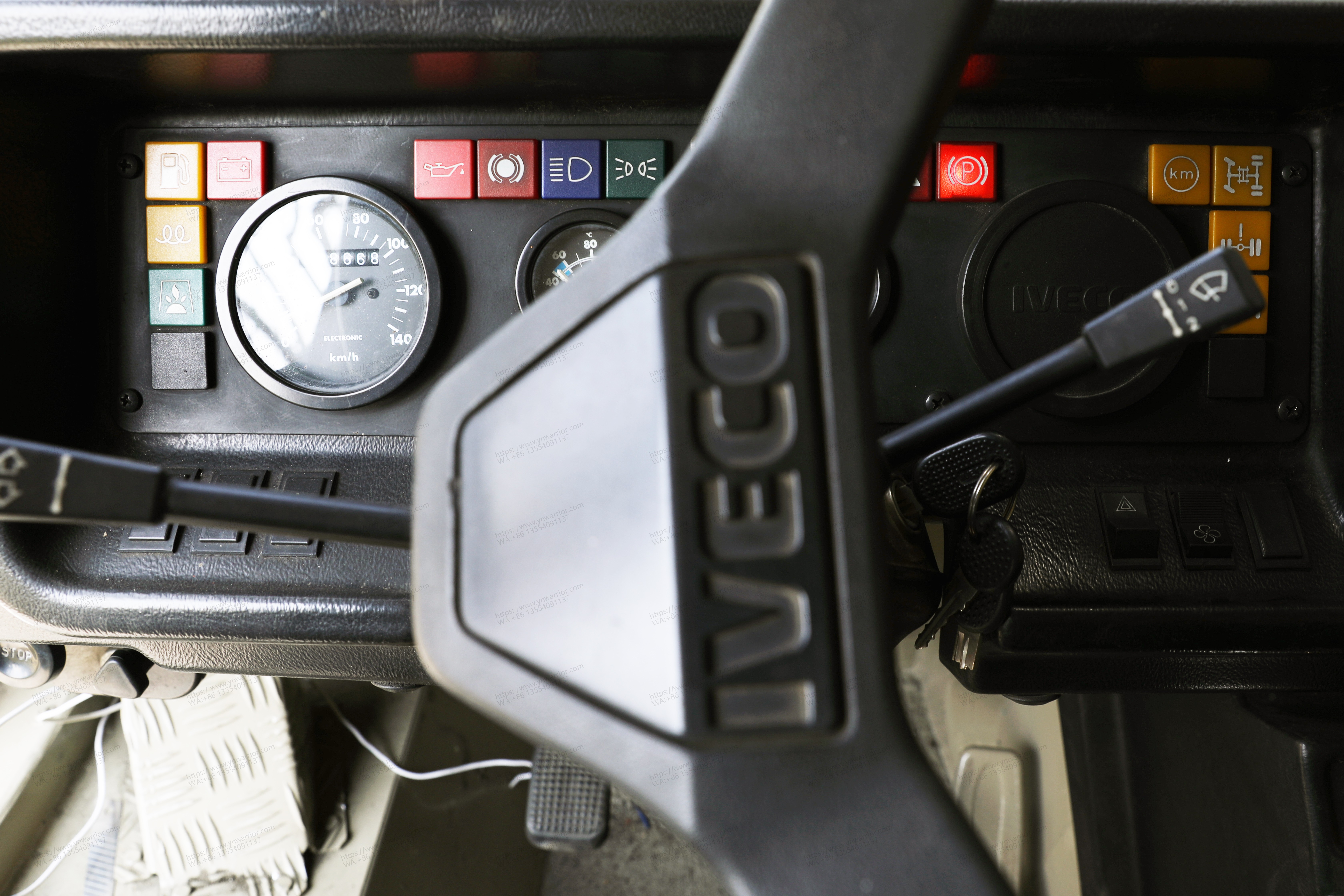 ภาษาจีน 4x4 ออฟโรด IVECO RV Dashboard 